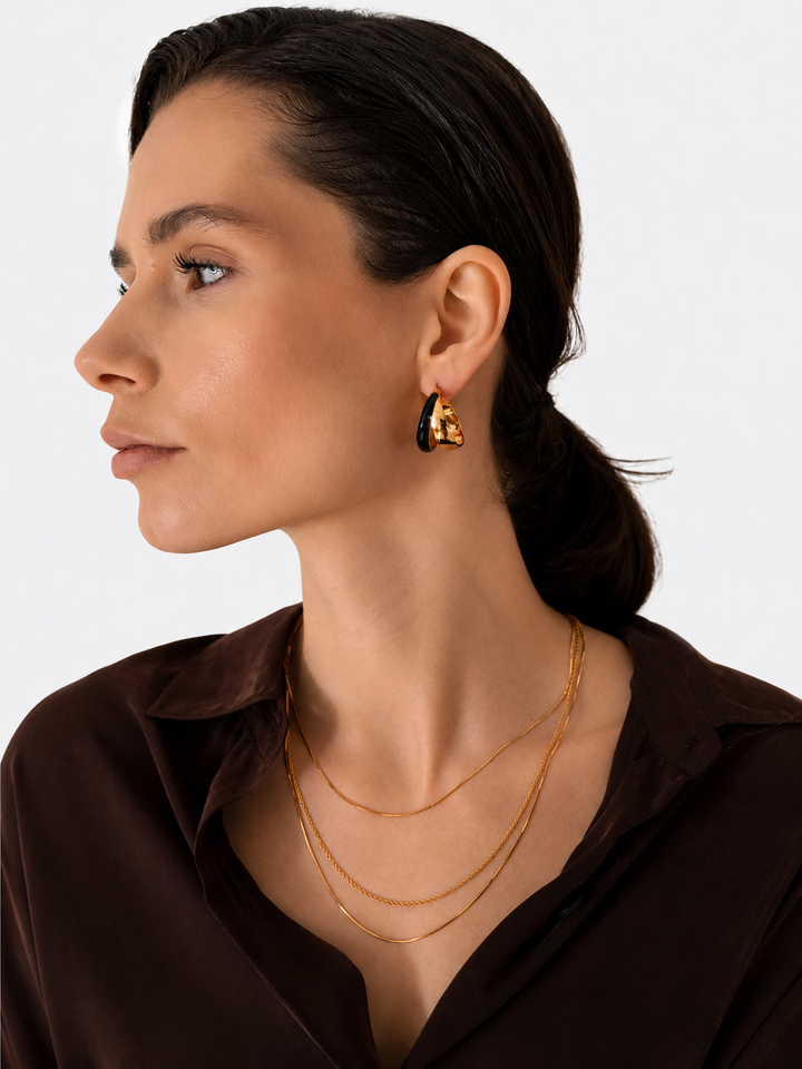 Collar Thesira