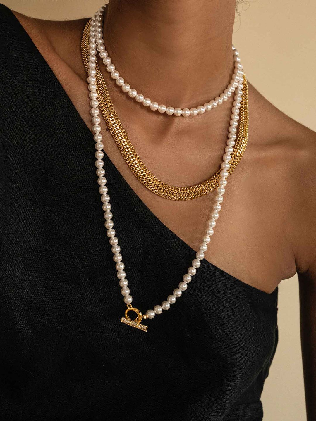 Cyrene Pearl Necklace