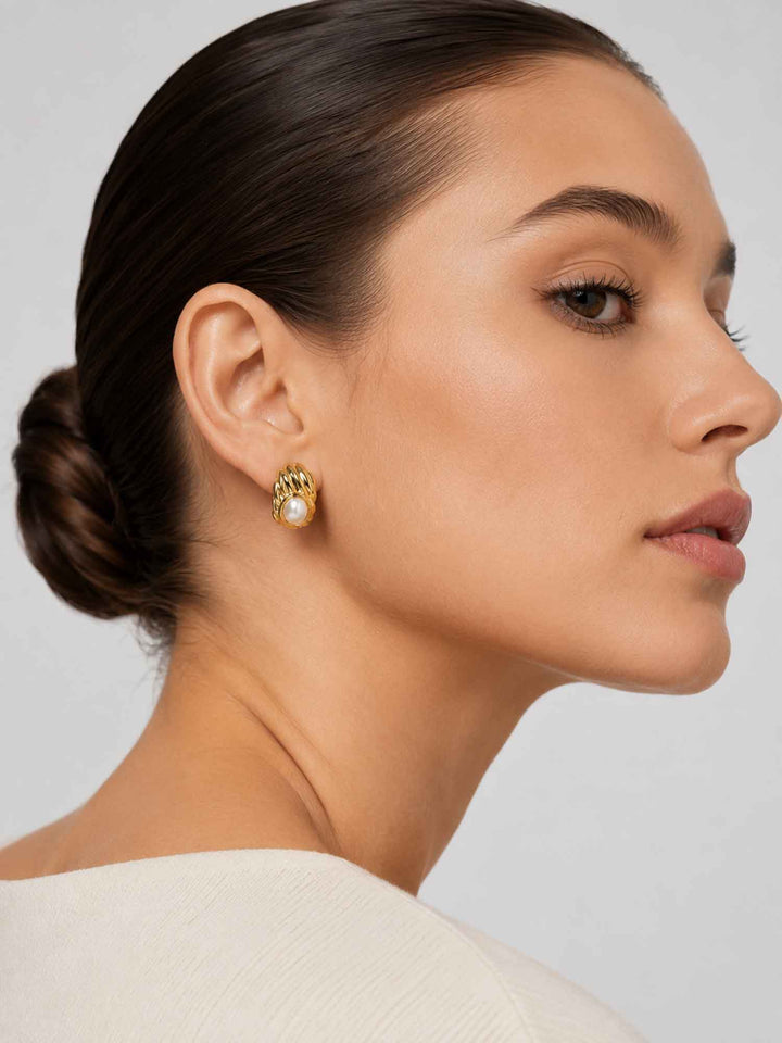 Dawn Pearl Gold Earrings