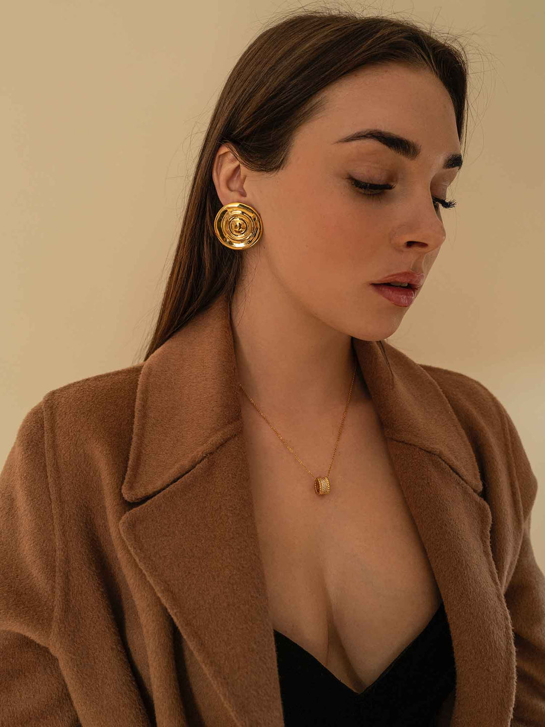 Flowing Light Gold Earrings