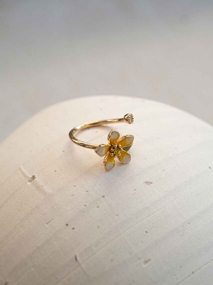 Elegant Floral Ring - Nature Series