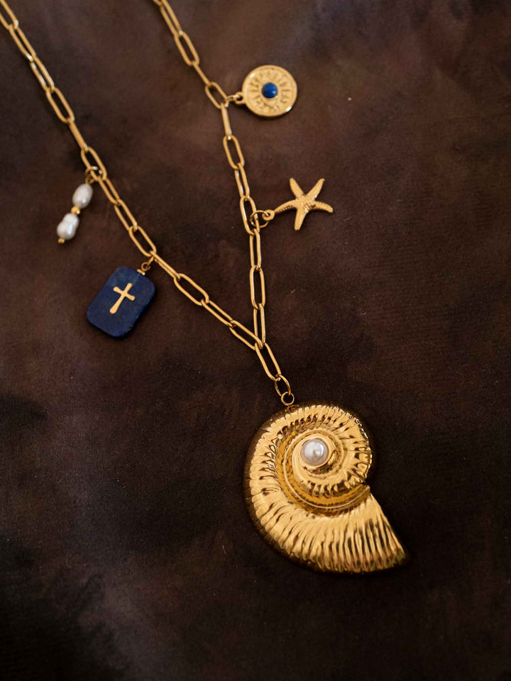Sirena Shell Charm Necklace