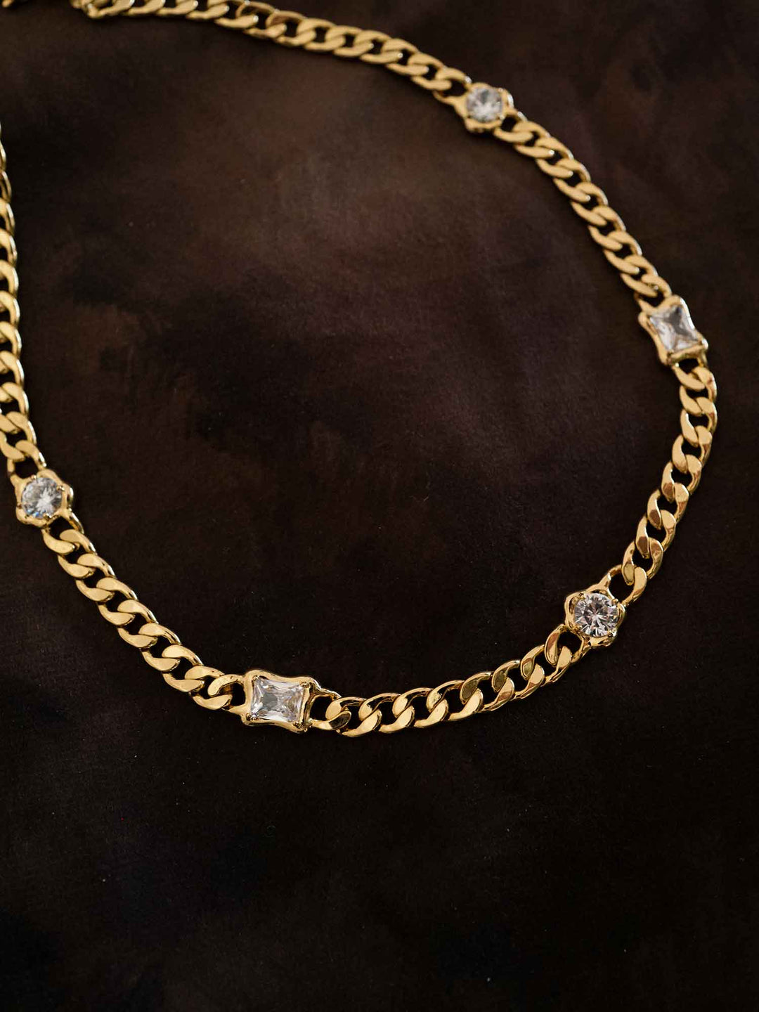Mavia Chain Necklace