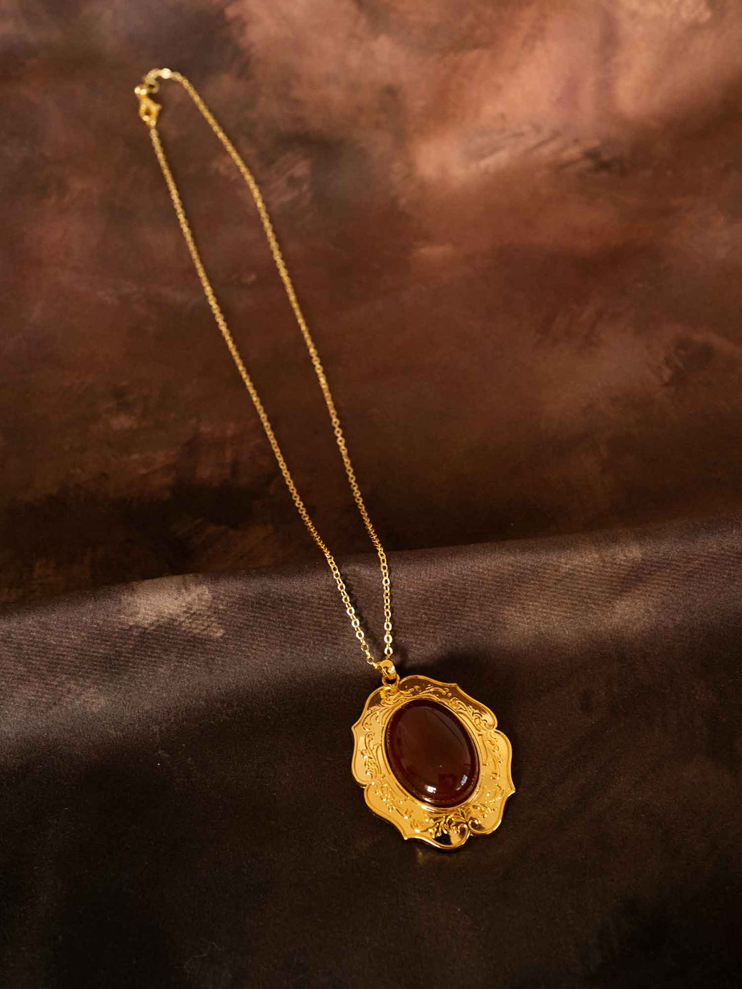 Ramira Necklace Burgundy