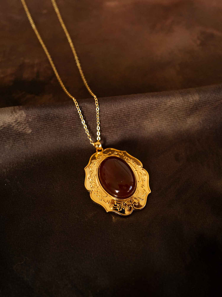 Ramira Necklace Burgundy