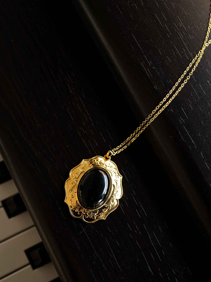 Ramira Necklace Black