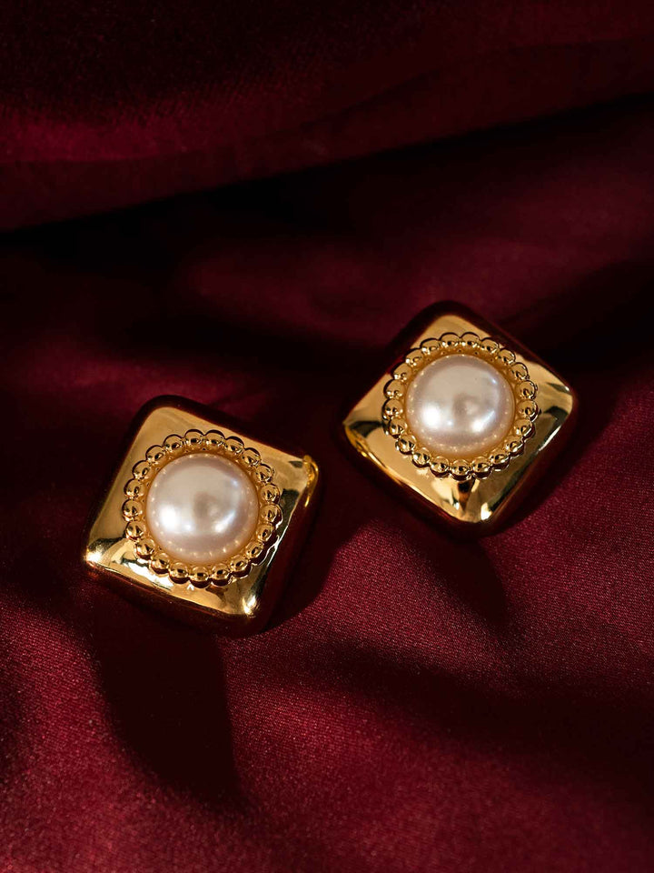 Melina Earrings Pearl
