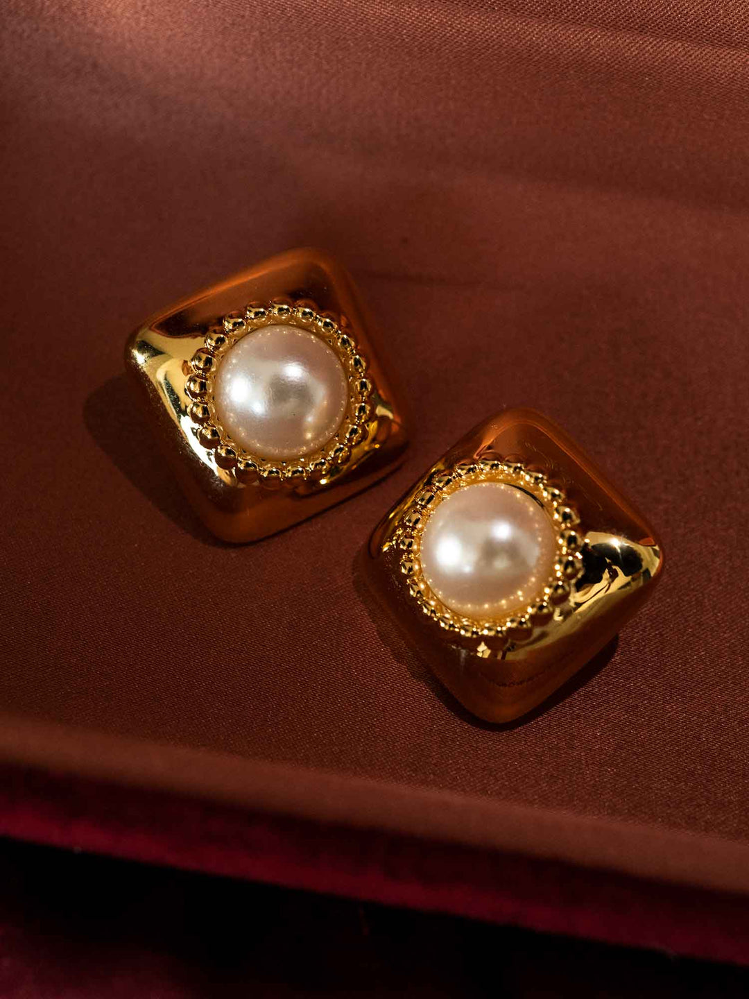 Melina Earrings Pearl