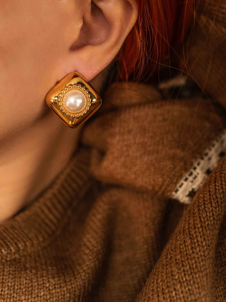 Melina Earrings Pearl