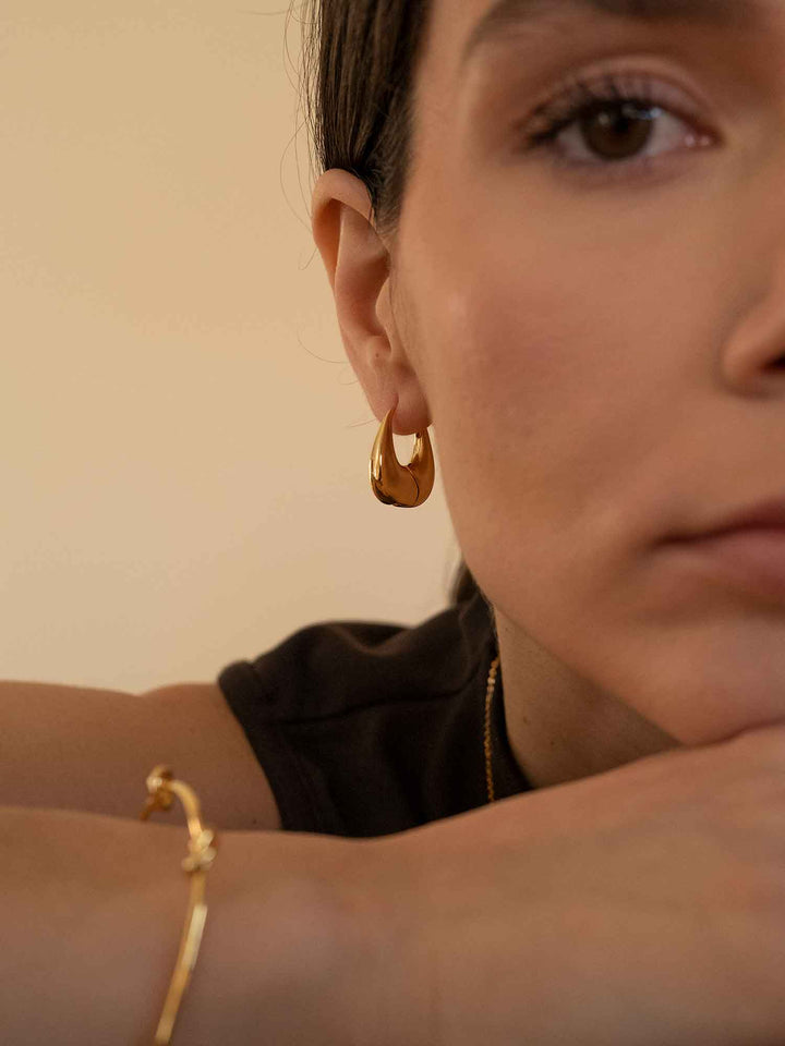 Lillian Hoop Earrings