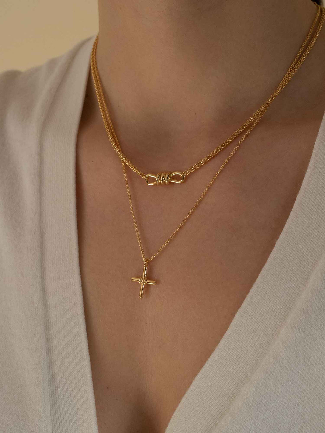 Collar de la cruz de Eris