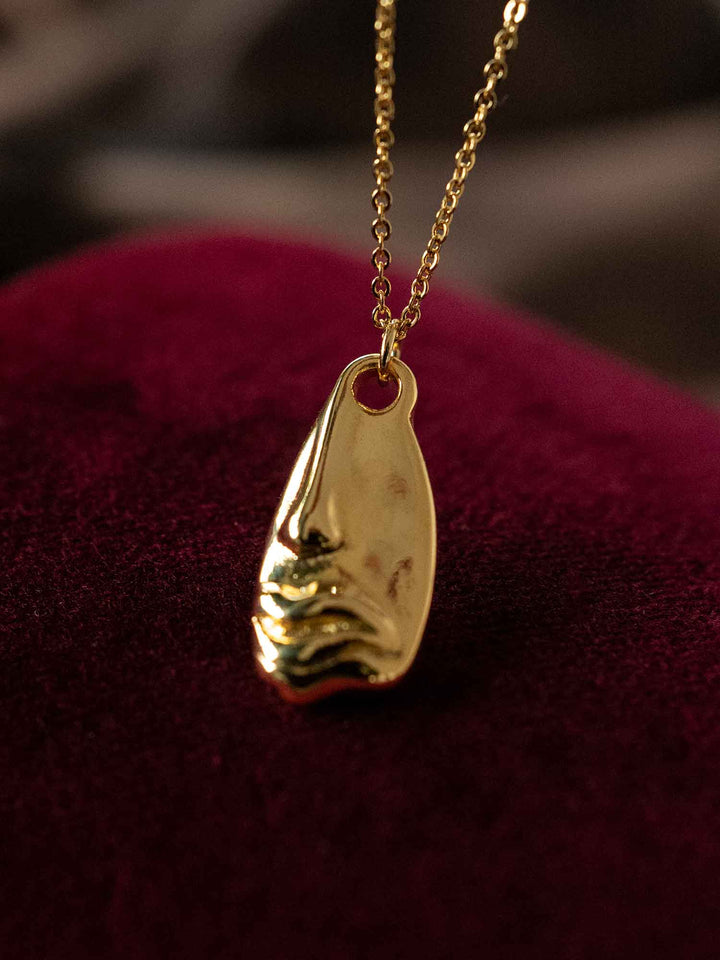 Yalina Necklace
