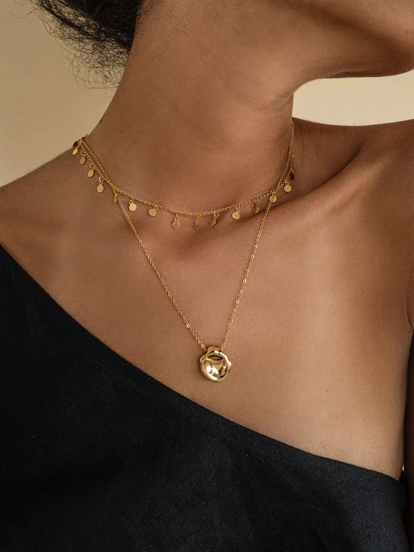 Liriel Gold Chain Necklace – RteRme - Main Image