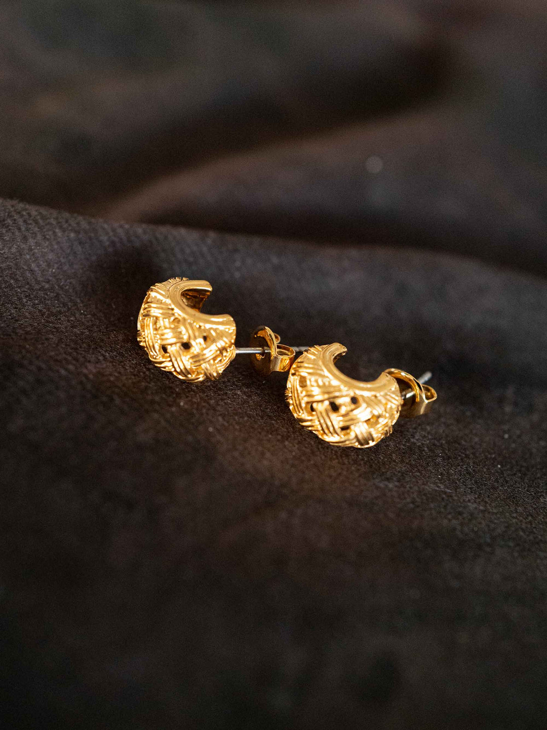 Infinite Dance Gold Earrings