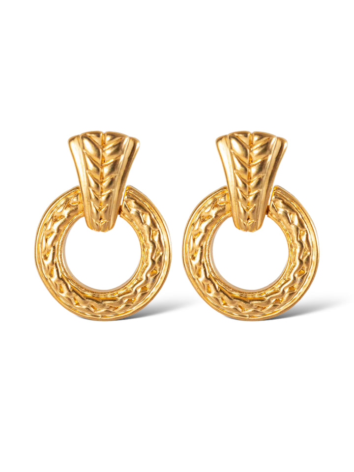 Dangerous Gaze Earrings