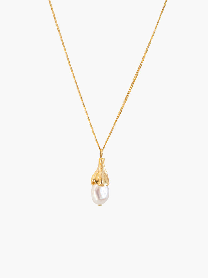 Drop Pearl Gold Necklace