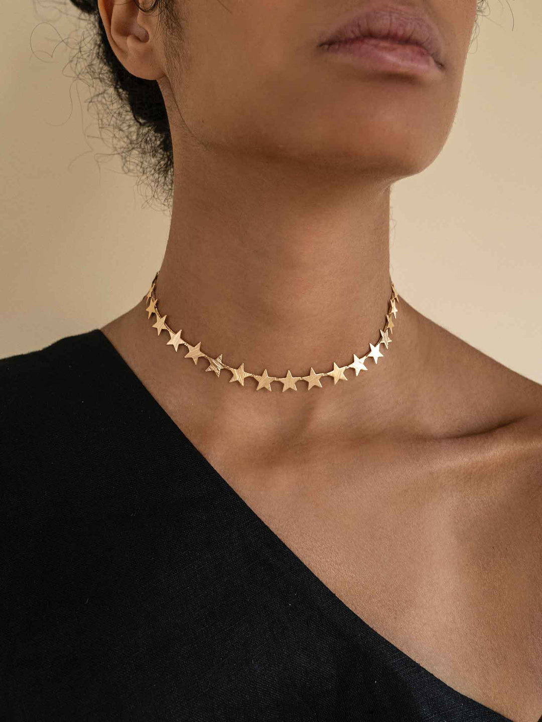 Shimmering Star Choker Necklace