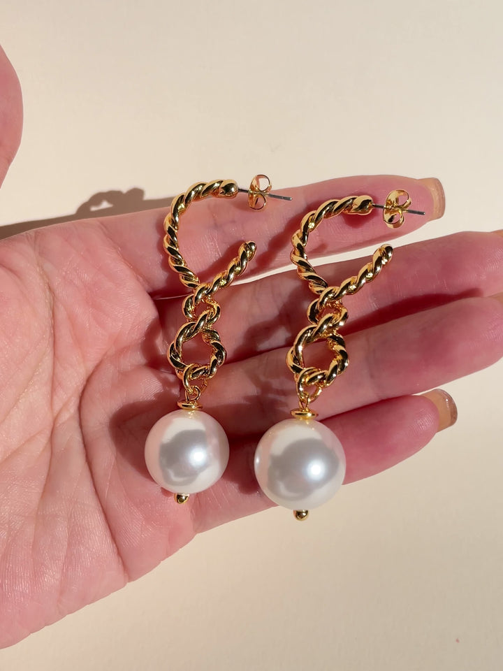 Mist Melody Gold Earrings