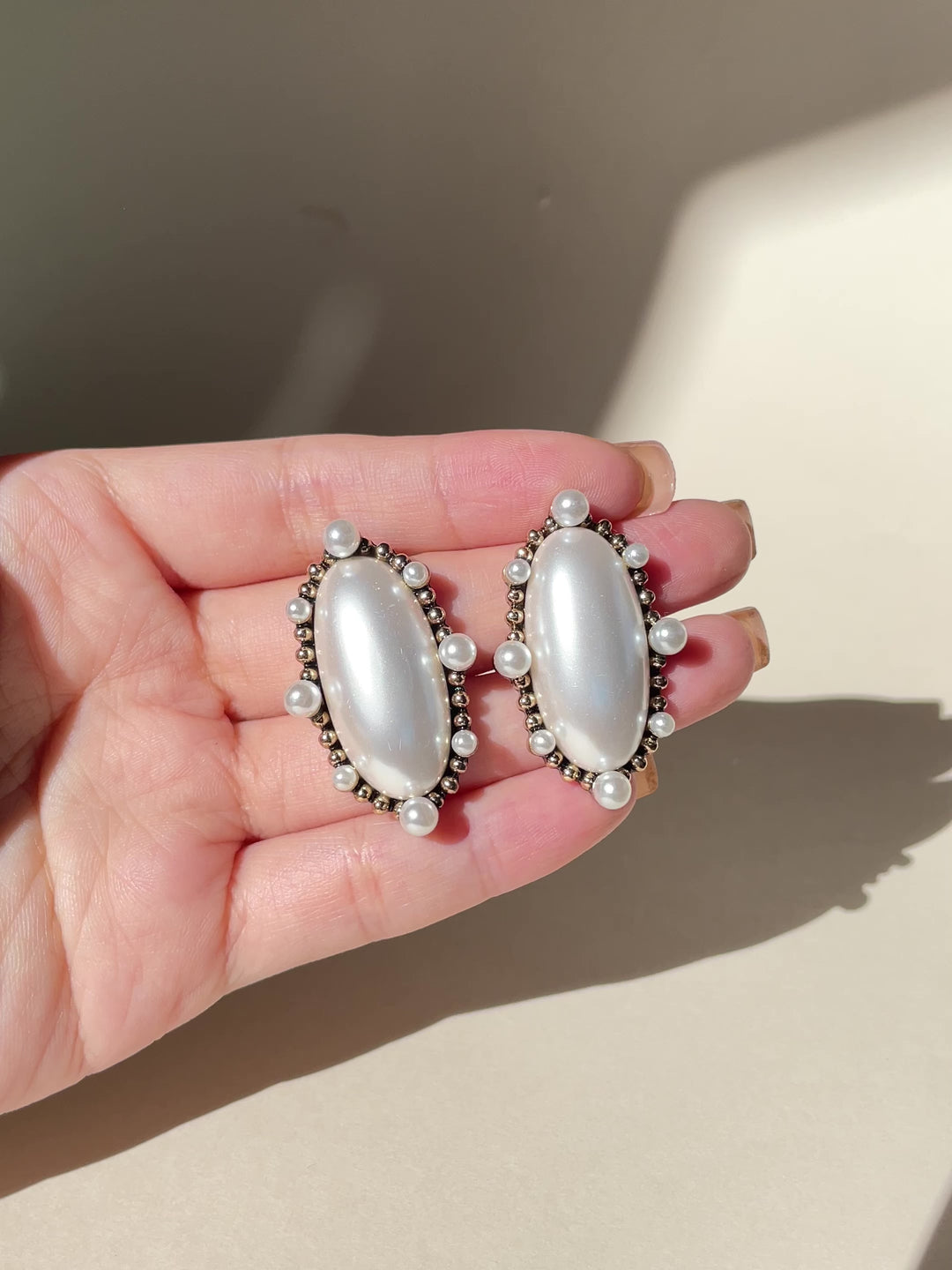 Elena Vintage Pearl Oval Earrings