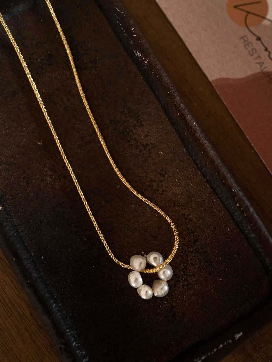 Collar Flores Perlas Oro