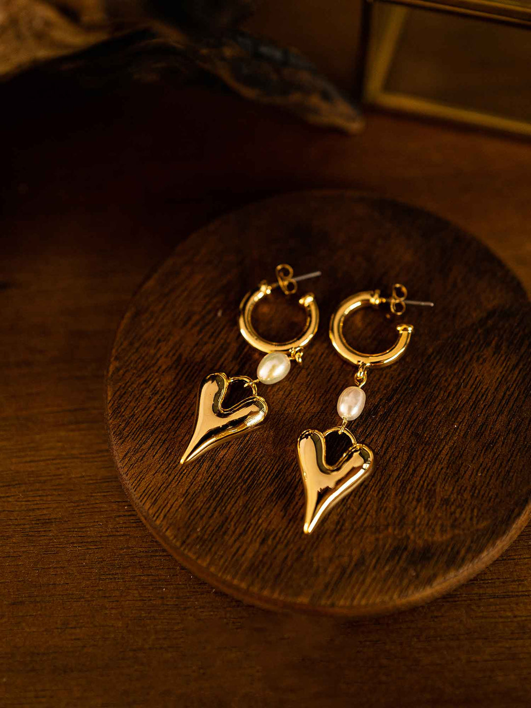 Fiora Earrings