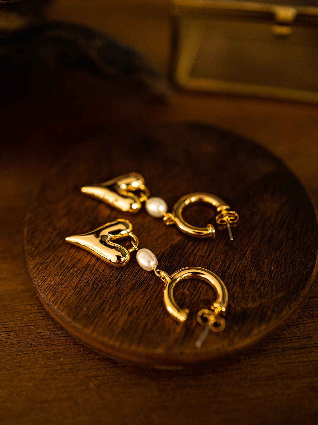 Fiora Earrings